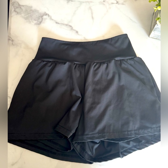 Black Women's Shorts - Picture 1 of 4